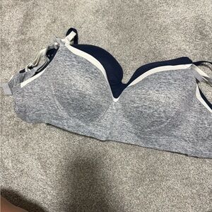 Soma Gray and Blue T-Shirt Bra with Molded Cups